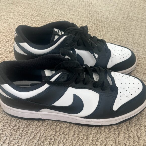 NIKE Panda Dunk Women's Shoes Like New - Picture 3 of 3
